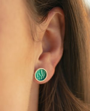 Pendientes de plata de ley y esmaltes