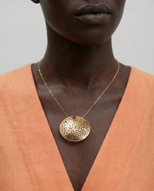 colgante ephemera bañado en oro