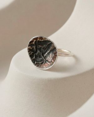 anillo blanco y negro (copia)
