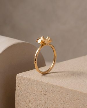 anillo copo de nieve bañado en oro